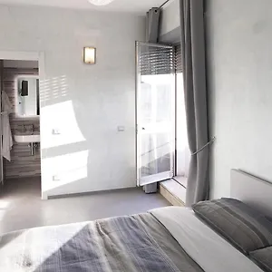 Apartment Smart, Mailand