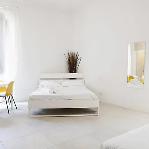 Apartment Smart Station, Mailand